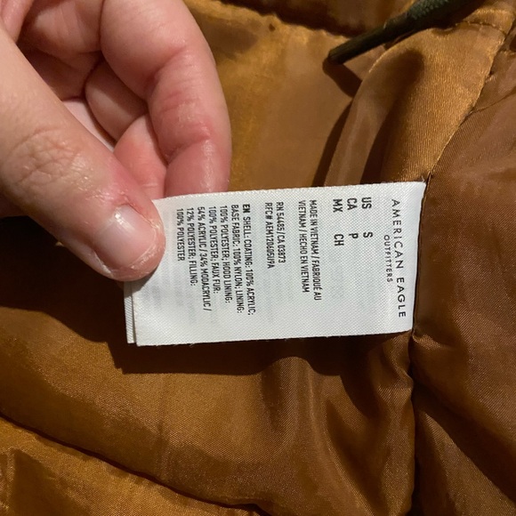American Eagle Coat - Picture 6 of 9